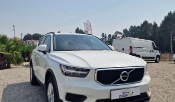 VOLVO XC40 D3 Momentum completo