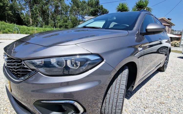 FIAT TIPO SW 1.3 M-JET LOUNGE completo