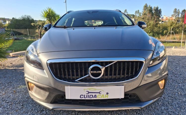 Volvo V40 Cross Country 2.0 D2 Kinetic Geartronic completo