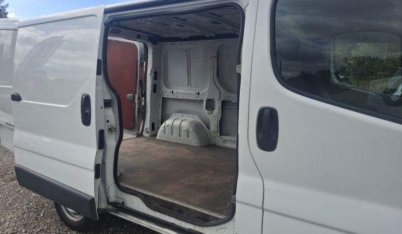 OPEL VIVARO 2.0 CDTI completo