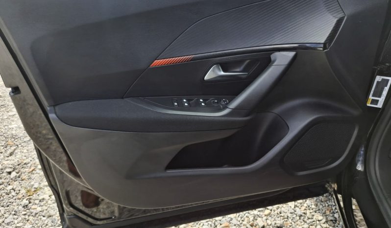 Peugeot 2008 1.5 BlueHDi Active Pack completo