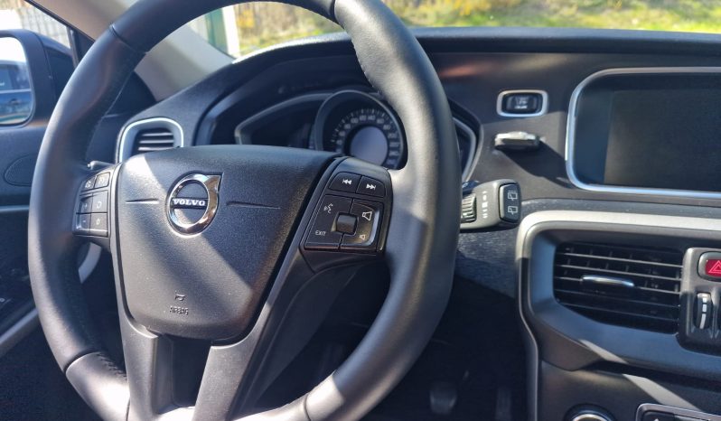 Volvo V40 D2 2.0 Kinetic Eco completo