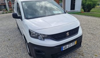 Peugeot Partner 1.5 BlueHDi Premium Standart completo