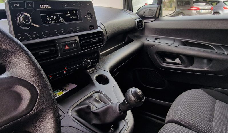 Peugeot Partner 1.5 BlueHDi Premium Standart completo