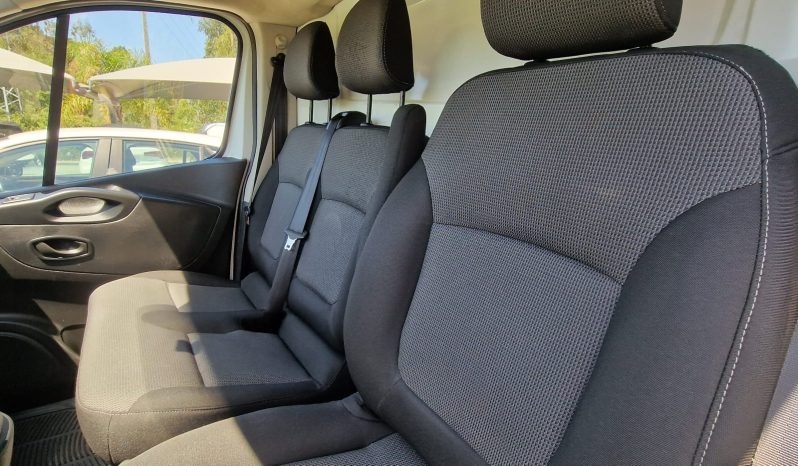 Renault Trafic III Fuel II 2.0 L2H2 completo