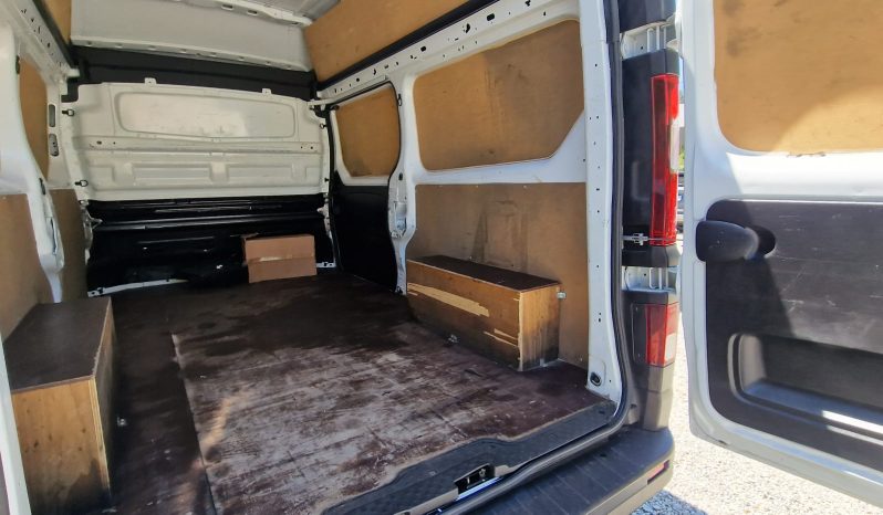 Renault Trafic III Fuel II 2.0 L2H2 completo