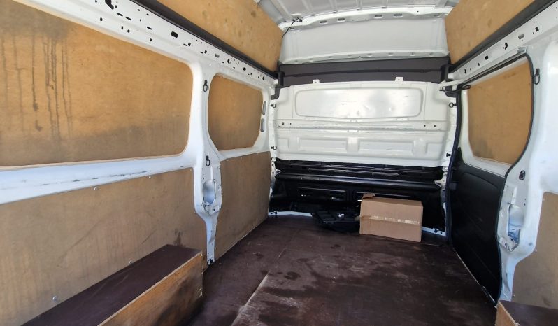 Renault Trafic III Fuel II 2.0 L2H2 completo