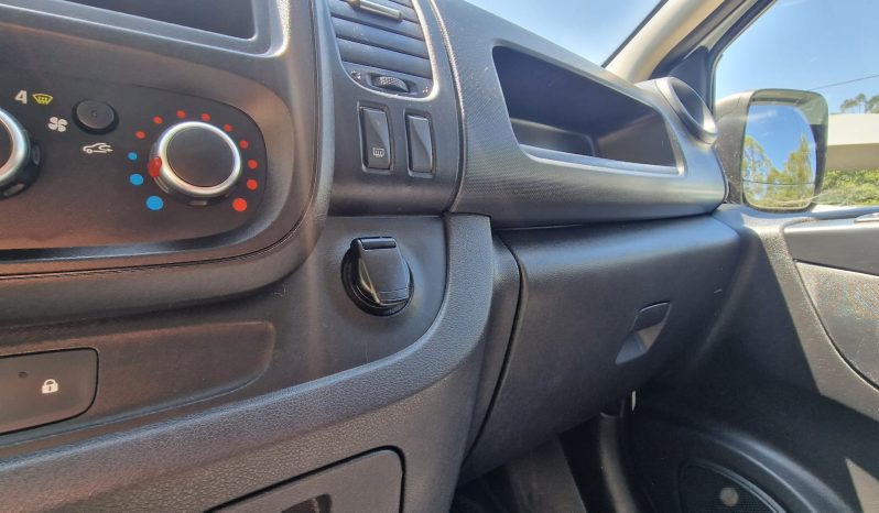 Renault Trafic III Fuel II 2.0 L2H2 completo