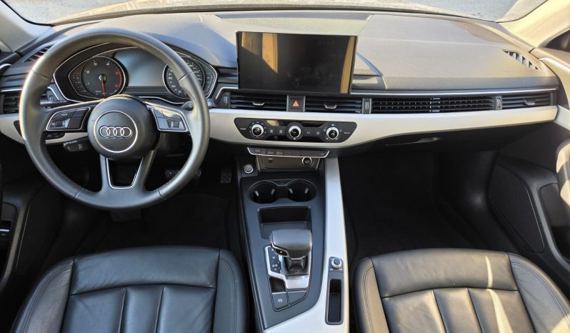 AUDI A4 AVANT 40 TDi SLINE completo