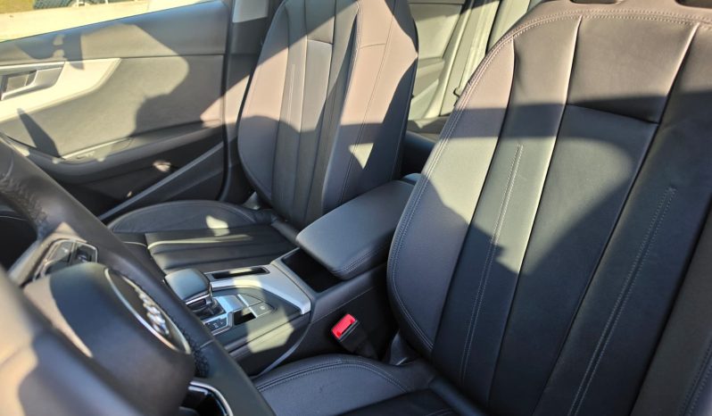 AUDI A4 AVANT 40 TDi SLINE completo