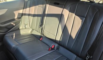 AUDI A4 AVANT 40 TDi SLINE completo